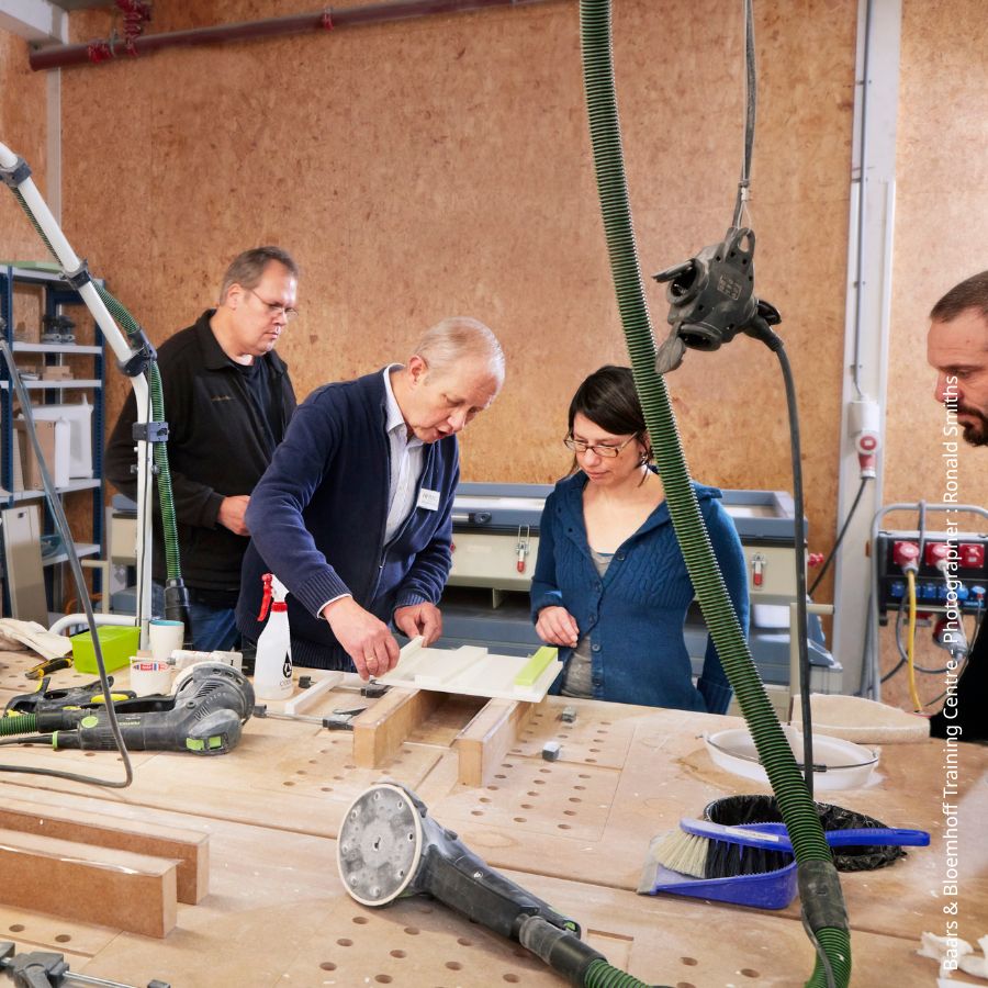 This logo has Banner%202