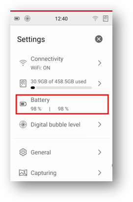 Leica RTC series battery status display in the main settings panel.