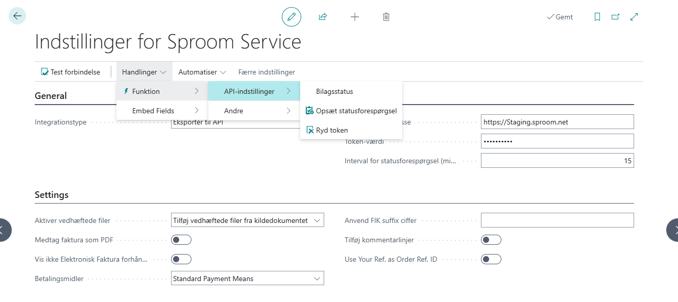 Menuen API-indstillinger med Opsæt statusforespørgsel og Ryd token